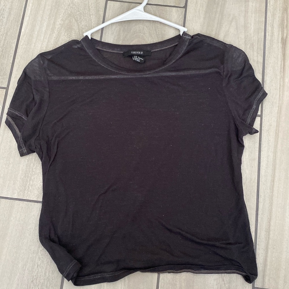 Forever 21 cropped t shirts